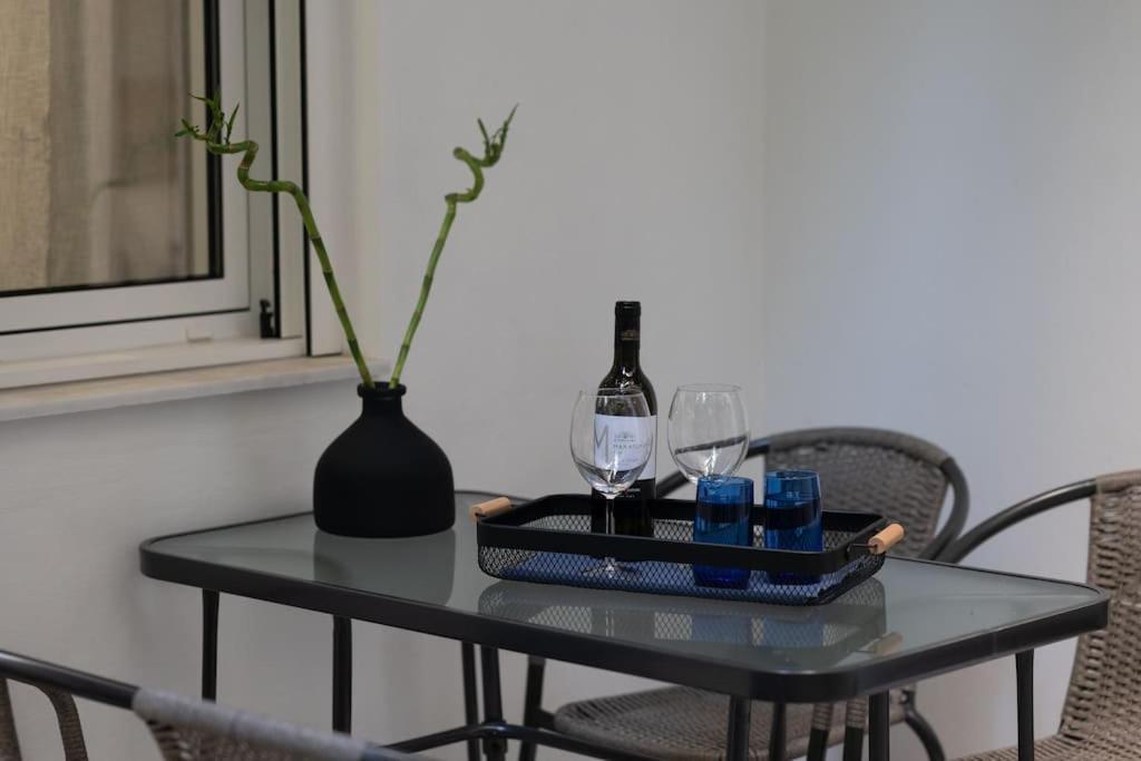 雅典Stylish Abode Under Acropolis W/ Sunny Courtyard!公寓 外观 照片